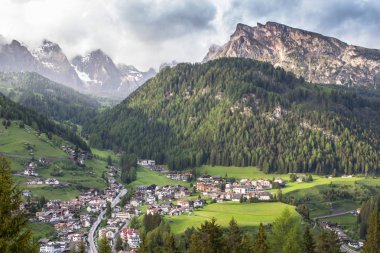 Selva Köyü Güney Tirol, Dolomites, İtalya