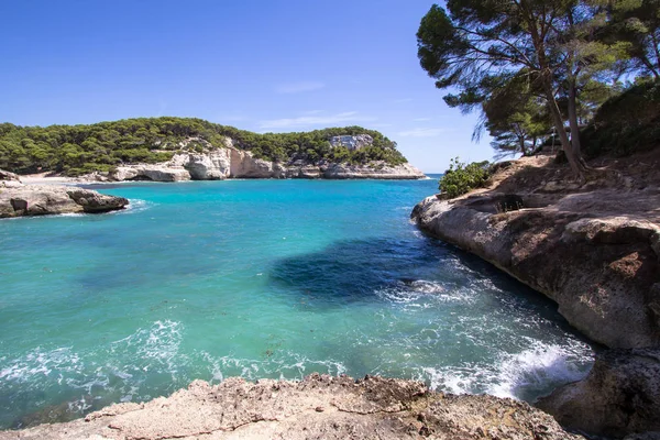 Cala Mitjana, Menorca, Spanyolország — Stock Fotó