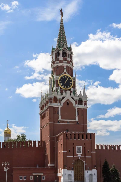 莫斯科克里姆林宫、 俄罗斯的斯帕斯卡亚塔 — 图库照片