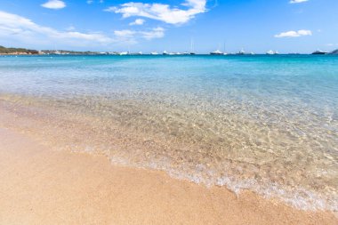 Güzel bir plaj Sardegna Adası, İtalya 