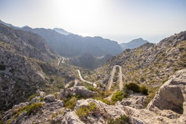Mallorca, İspanya dağlarda dolambaçlı yol