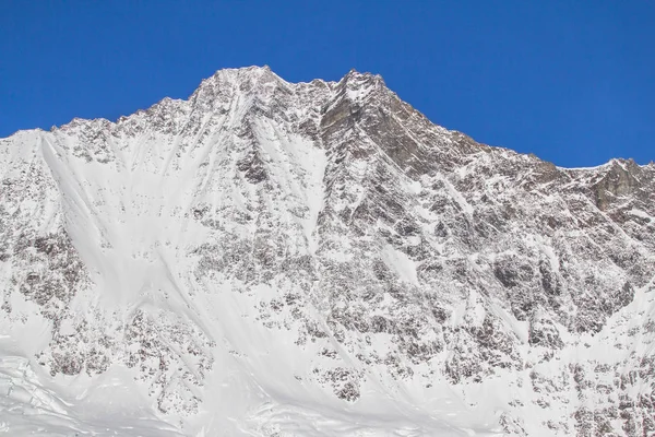 Masyw górski w Saas Fee, Szwajcaria — Zdjęcie stockowe