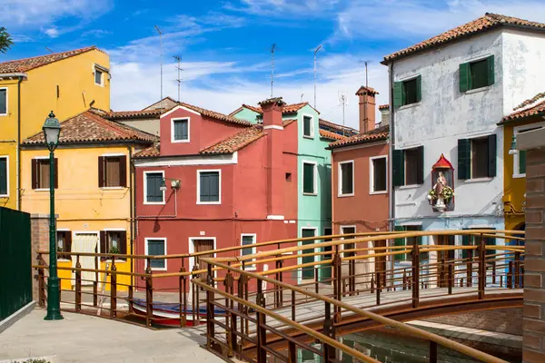 Maisons colorées à Burano, Venise — Photo