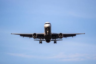 Airplane ist landing