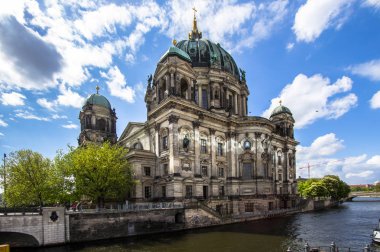 Spree Nehri ve Berlin Katedrali, Berlin, Almanya