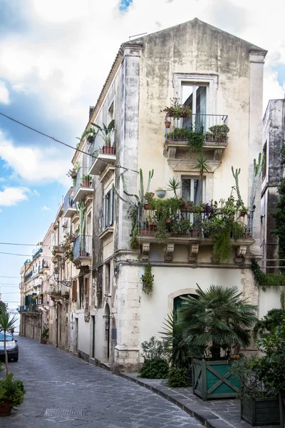 Ortigia Alley, Syrakusy, Sicílie, Itálie — Stock fotografie