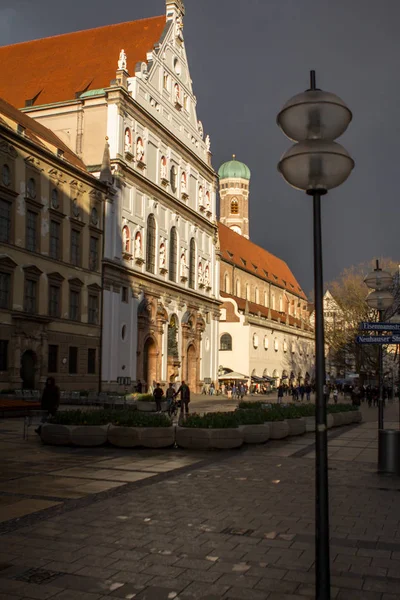 Iglesia de San Miguel en el centro de Munich, Alemania — Foto de Stock