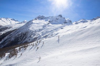 Saas Fee, İsviçre dağ aralığında
