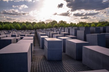 Berlin 'de öldürülen Avrupa Yahudilerinin anısına.