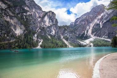Lake Braies Dolomites, İtalya içinde