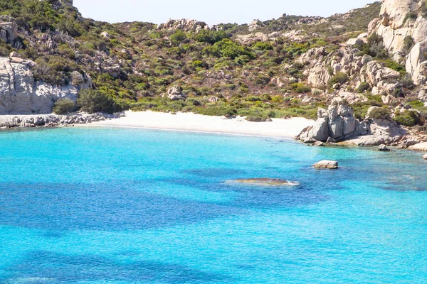Spiaggia di Cala Corsara, ostrov Sardinie, Itálie — Stock fotografie