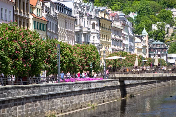 Beautiful buildings of Karlovy Vary, Czech Republic — Stock Photo, Image