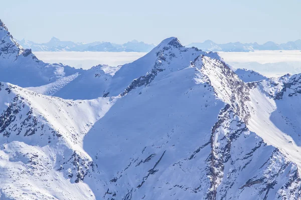 Saas Fee, İsviçre dağ aralığında — Stok fotoğraf