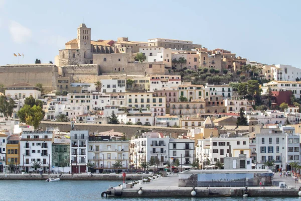 La fortaleza en Ibiza, España — Foto de Stock