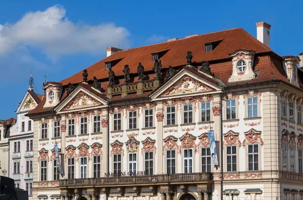 Byggnad av Narodni Galerie i Prag — Stockfoto