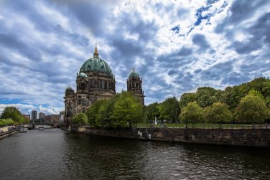 Spree Nehri ve Berlin Katedrali, Berlin, Almanya