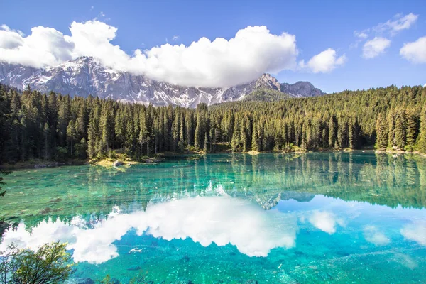 Karersee Lago Carezza Lago Los Dolomitas Tirol Del Sur Italia — Foto de Stock