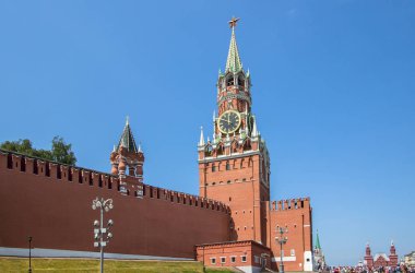 Moskova 'daki Kızıl Meydan' da Kurtarıcı Kulesi