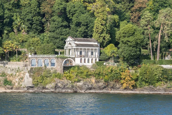 Villa de luxo Lago Maggiore, Itália — Fotografia de Stock