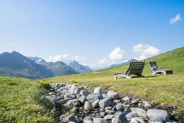 Idyllische zomer landschap in de Alpen — Stockfoto