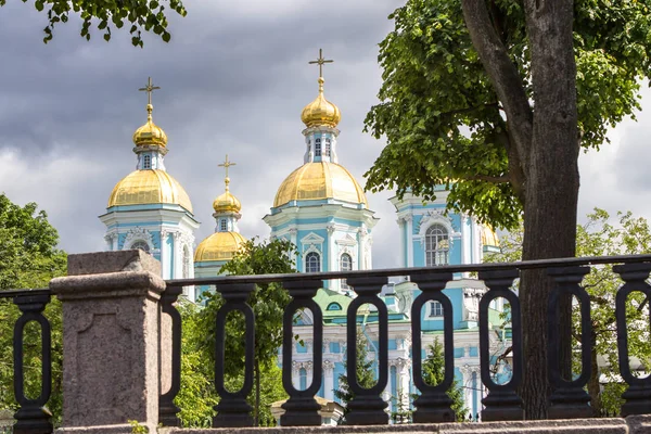 Никольский морской собор в Санкт-Петербурге, Россия — стоковое фото