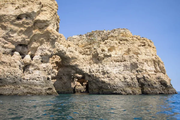 Cliffs in Ponta da Piedade, Algavre, Portugal — стокове фото