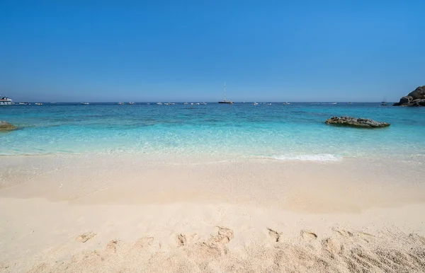 Strand van Cala Mariolu, Sardinië, Italië — Stockfoto