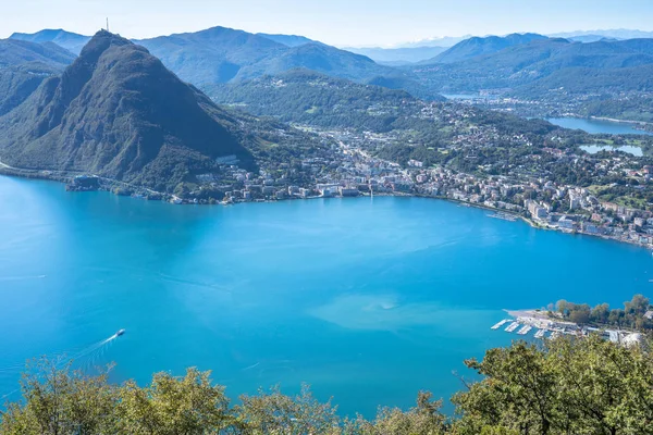 Lugano Gölü Panorama, İsviçre — Stok fotoğraf