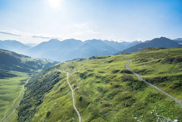 アルプスの牧歌的な夏の風景,オーストリア — ストック写真