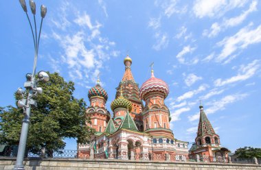 Moskova, Kızıl Meydan 'daki Aziz Basil Kilisesi