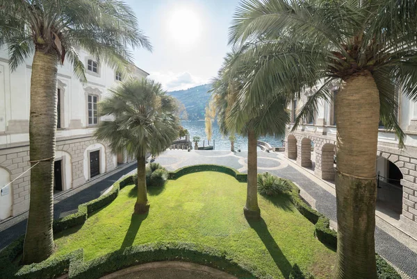 Giardino di Palazzo Borromeo sull'Isola Bella — Foto Stock