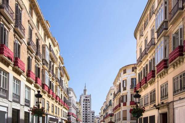 Malaga alte straßen mit historischen gebäuden, spanien — Stockfoto