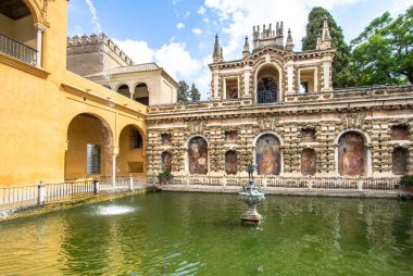 İspanya, Sevilla 'daki Gerçek Alcazar Bahçeleri