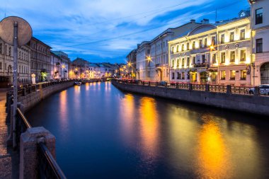 Kanal St. Petersburg, alacakaranlıkta, Rusya