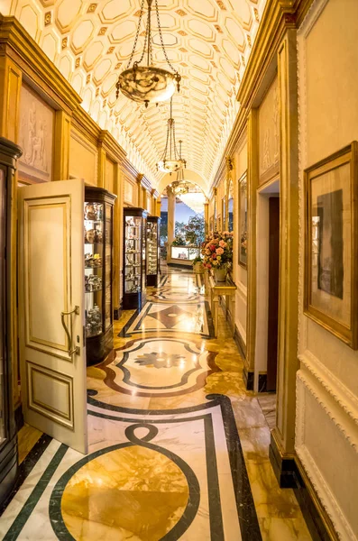 Inredning av Regina Palace, Stresa, Italien — Stockfoto