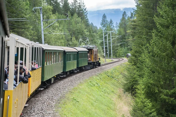 Tren de vapor histórico en Davos, Suiza —  Fotos de Stock