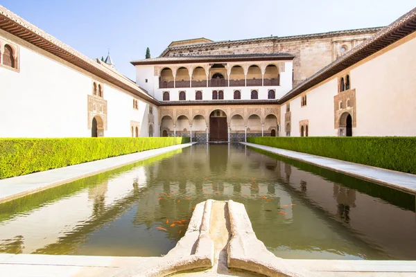 Patio de Alhambra, Granada, Hiszpania — Zdjęcie stockowe