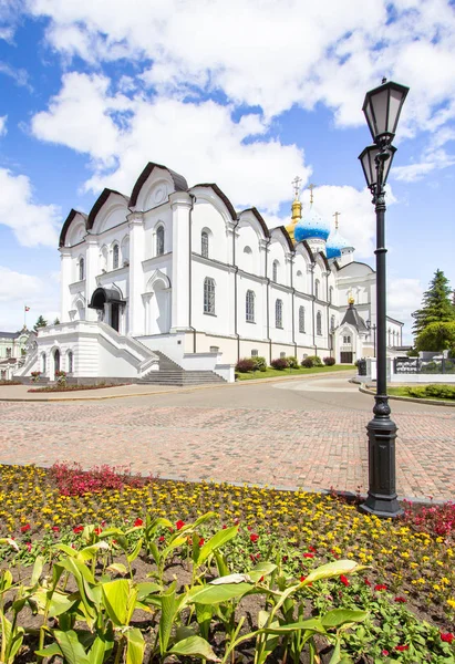 Καθεδρικός ναός του Ευαγγελισμού και Soyembika Tower στο Καζάν, Ρωσία — Φωτογραφία Αρχείου