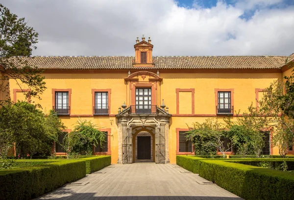 Jardins reais em Sevilha, Espanha — Fotografia de Stock