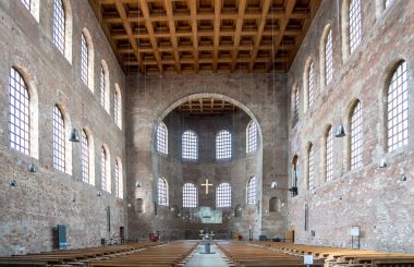 iç Basilica Konstantin Trier, Almanya