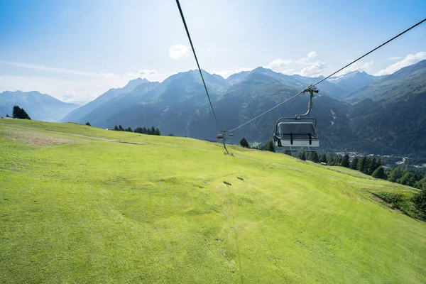 Paisagem de verão idílica nos Alpes — Fotografia de Stock