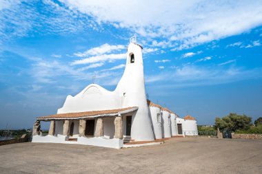 Stella Maris kilise Porto Cervo, Sardunya, İtalya