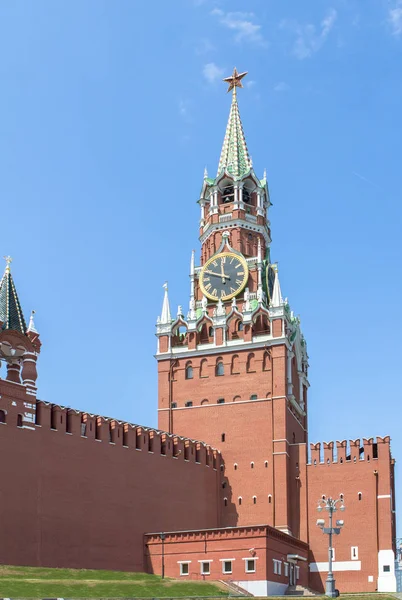 Savior Tower at the Red Square in Moscow, Russia — 图库照片