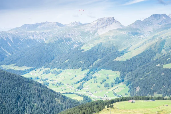 Alp manzarası, Davos, İsviçre — Stok fotoğraf