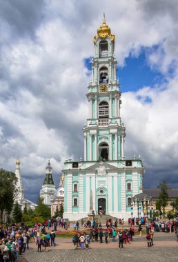Kutsal Üçlü Sergius Lavra 'daki çan kulesi, Moskova, Rusya