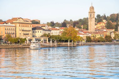 İtalya, Lago Maggiore 'den Pallanza şehri manzarası