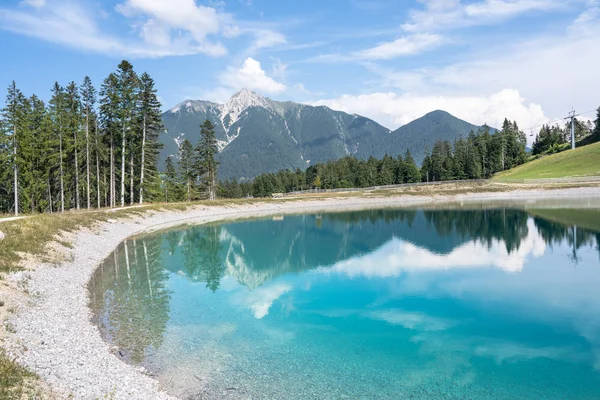 Bergssjö Speicherteich Gschwandtkopf Seefeld Tyrolen Österrike — Stockfoto