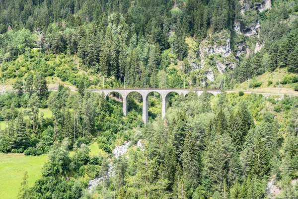 Híres Viadukt Landwasser Viaduct Filisur Davos Közelében Svájcban — Stock Fotó