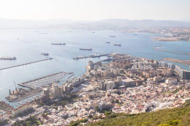 Algeciras Körfezi 'nin panoramik üst manzarası, Cebelitarık, İber Yarımadası, Uk