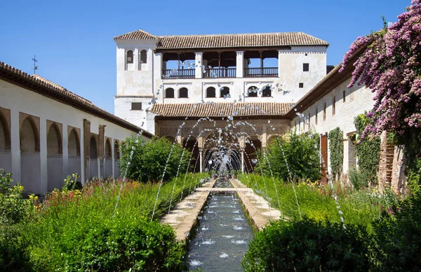 Jardin Fontaine Patio Acequia Alhambra Grenade Andalousie Espagne — Photo